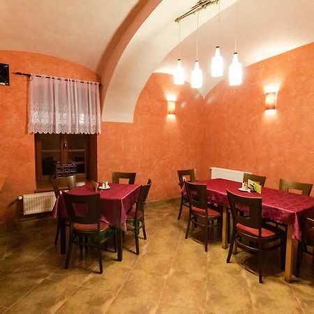 Penzion U řízků Rapotín Esterno foto