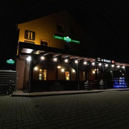 Penzion U řízků Rapotín Esterno foto