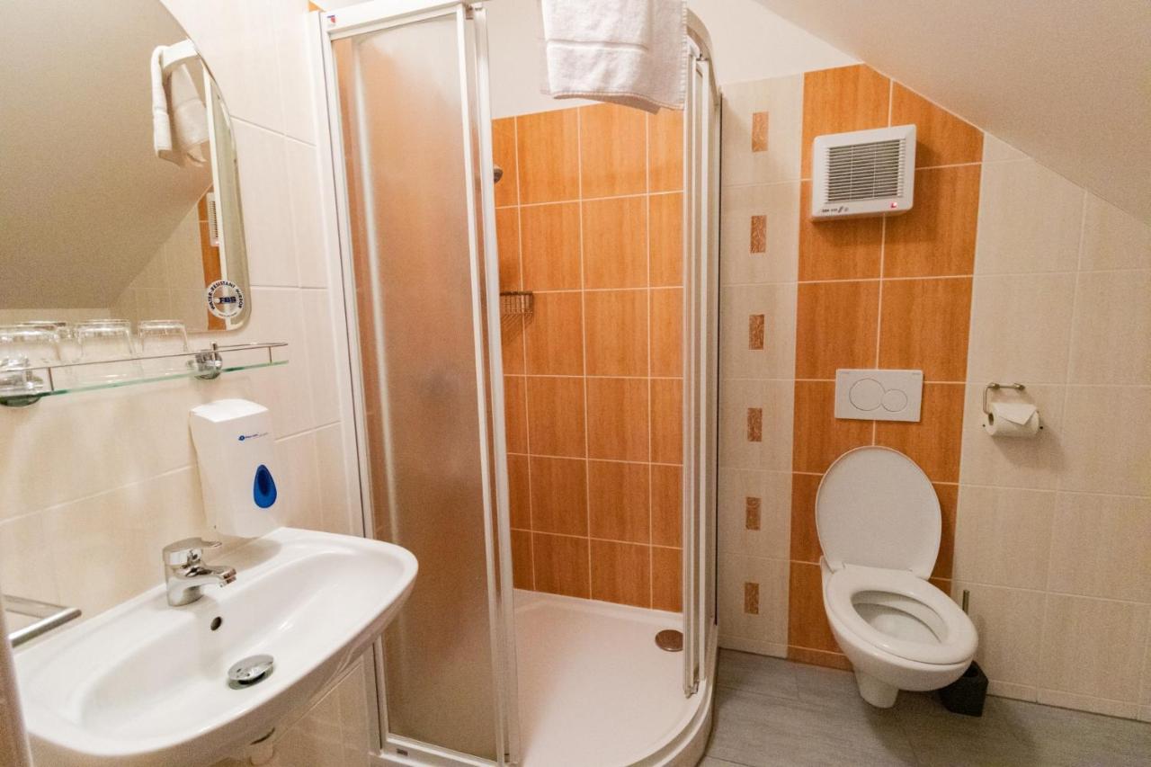 Penzion U řízků Rapotín Esterno foto