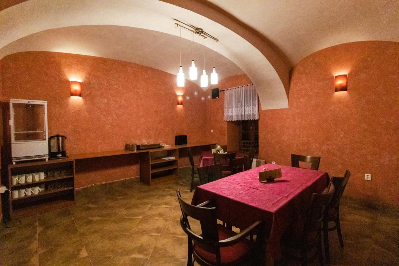 Penzion U řízků Rapotín Esterno foto